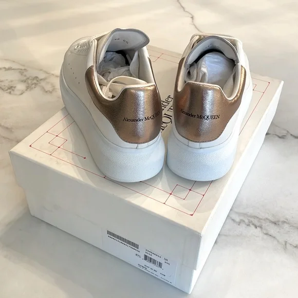 NEW Alexander McQueen Oversized Sneaker (Women) WHITE Size 8US